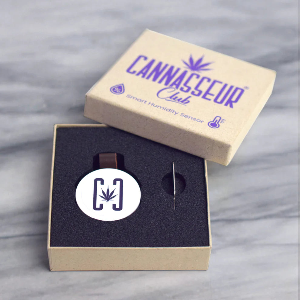 Cannaseur Club - Smart Humidity Sensor - Woodpecker's Farm